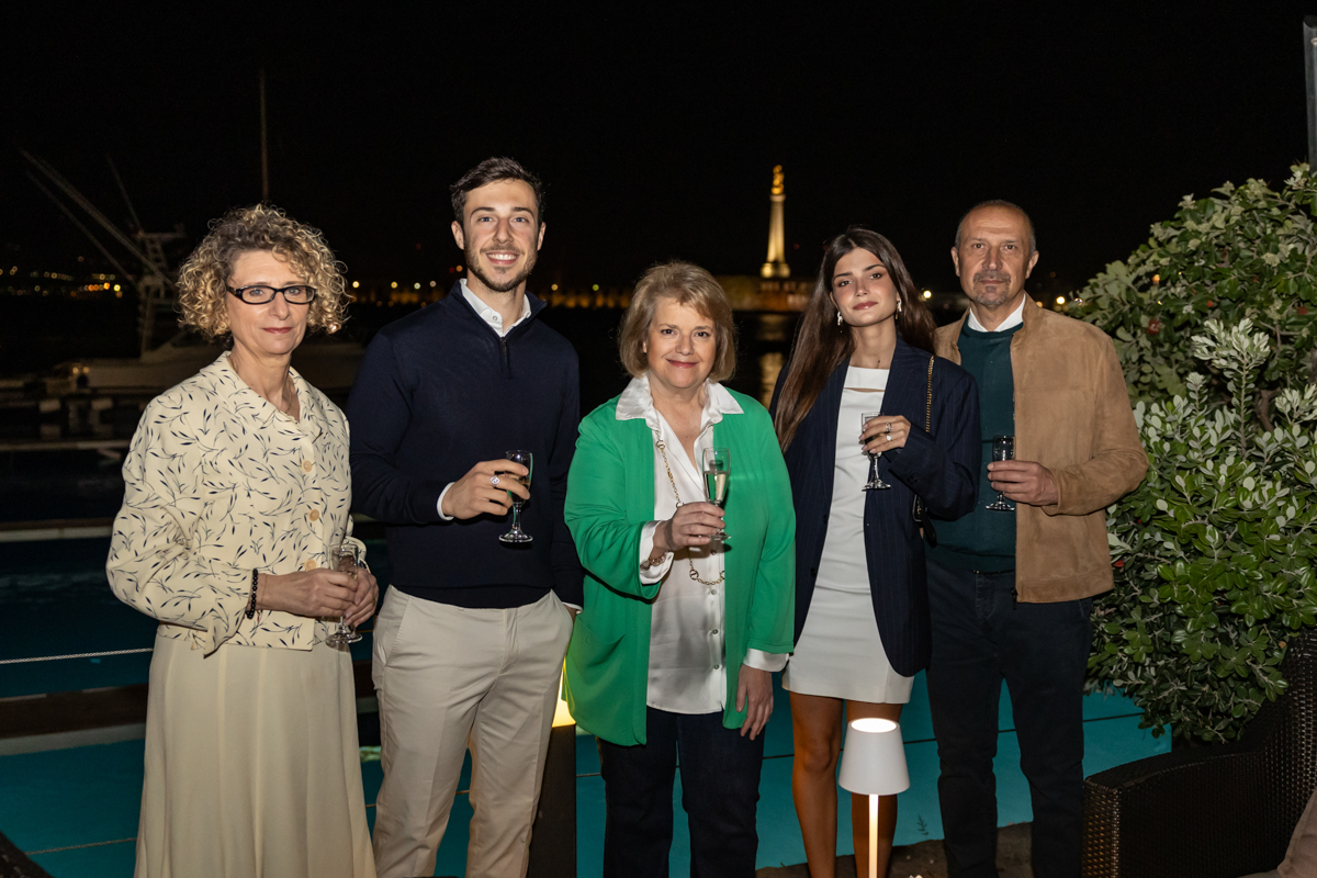 GLI OMAGGI DEL ME FASHION AWARD ALLE ECCELLENZE DEL TERRITORIO